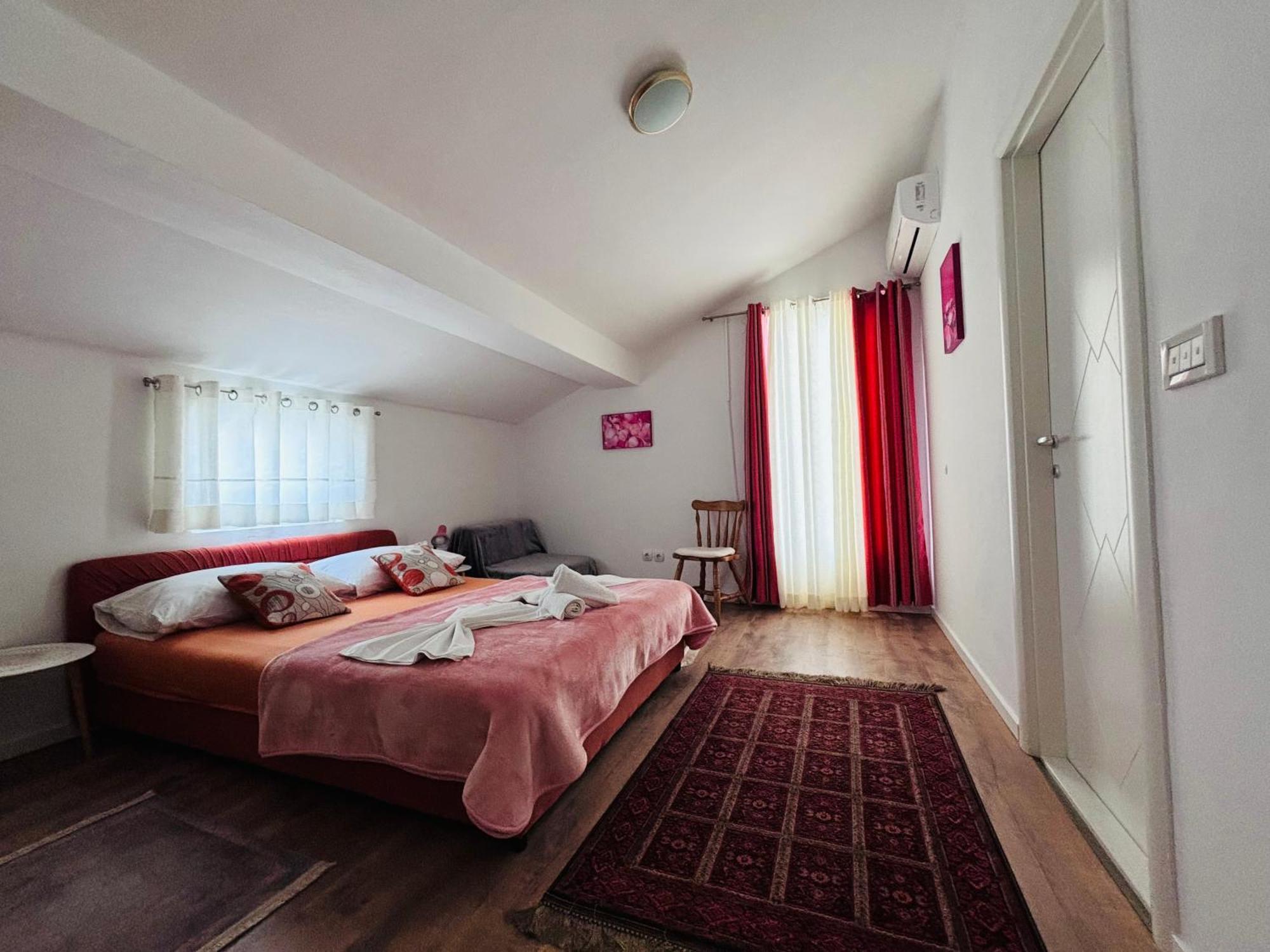 Rooms & App Minka Jadranovo Eksteriør bilde